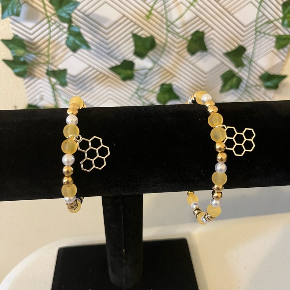 Beehives and sunshine bracelet